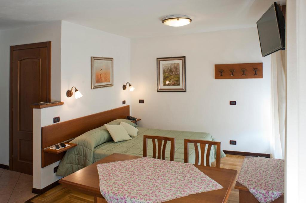 Albergo Castello Da Bonino Champorcher Quarto foto