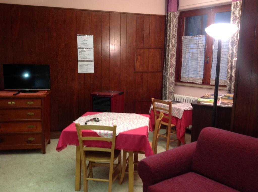 Albergo Castello Da Bonino Champorcher Quarto foto